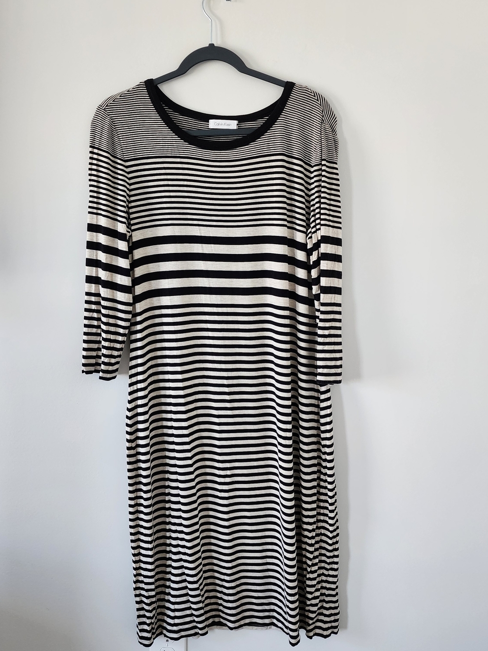 Calvin Klein Medium Black & White Striped Women’s Midi Dress Classic Crew Neck
